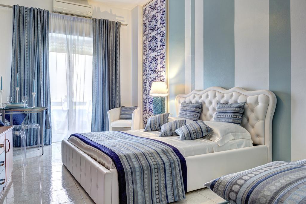 Suitehome Taormina Giardini-Naxos Zimmer foto