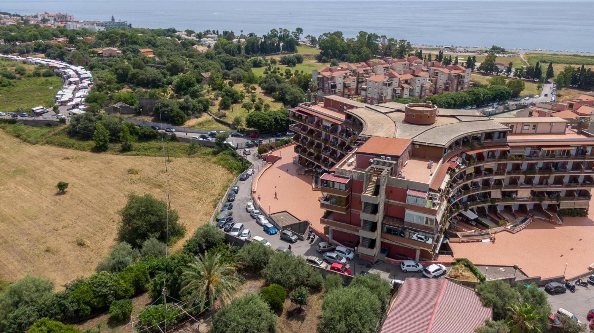 Suitehome Taormina Giardini-Naxos Exterior foto