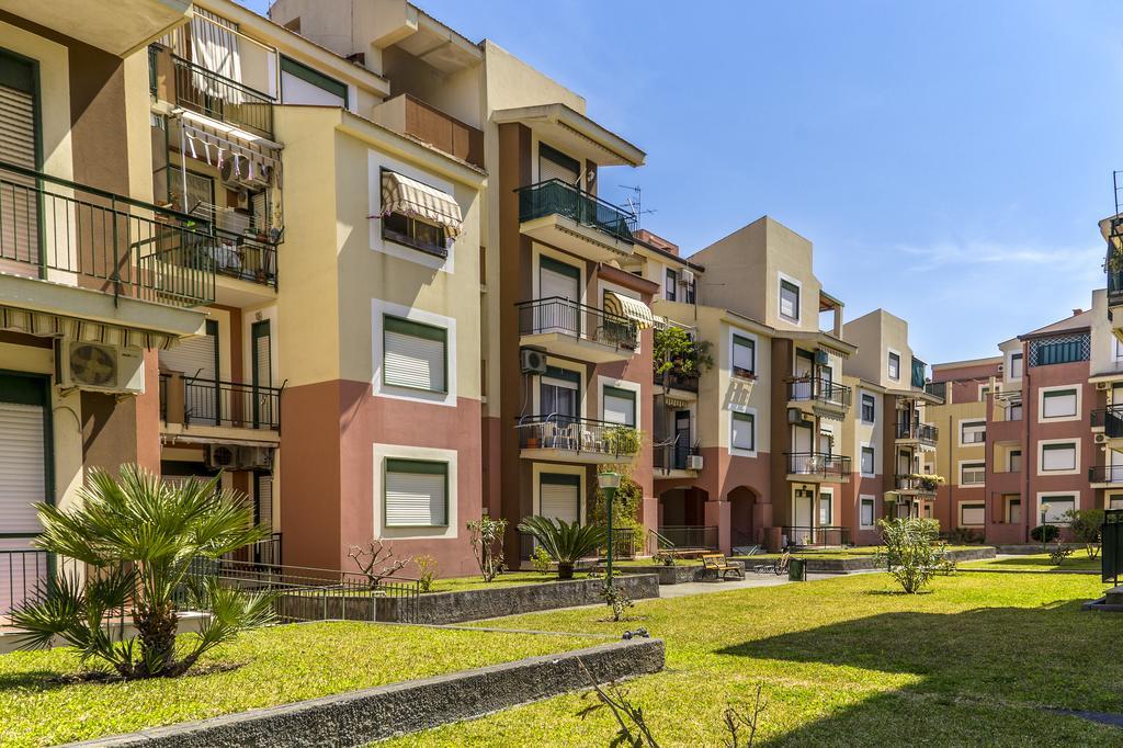 Suitehome Taormina Giardini-Naxos Exterior foto
